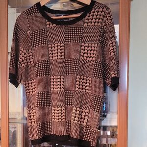 Black and Pumpkin Patterned Short Sleeve Sweater